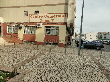 Espaço comercial à venda na Rua José da Conceição Nunes, 26