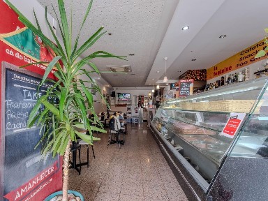 Espaço comercial à venda na Rua Óscar da Silva, 706