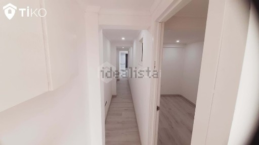 Espaço comercial à venda no Vale de Milhaços