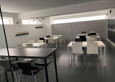 Espaço comercial à venda na Rua José Elias Garcia, 32