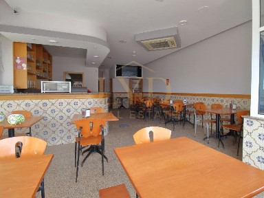 Espaço comercial à venda na Rua Candaidos s/n