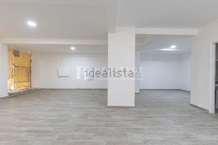 Espaço comercial à venda no Barreiro
