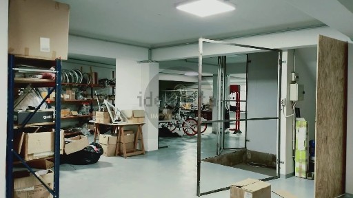 Espaço comercial à venda na Camões - Faria Guimarães
