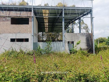 Armazém à venda em Serzedo