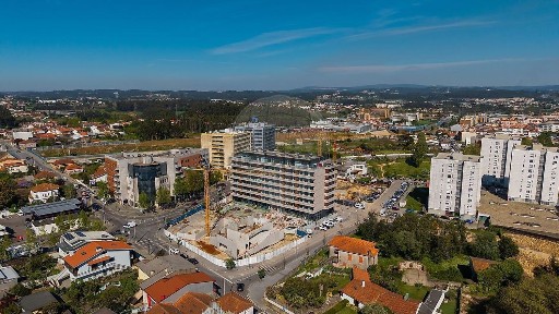 Espaço comercial à venda na Rua de Altino Coelho
