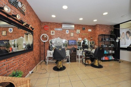 Espaço comercial à venda na Rua da Alagoa