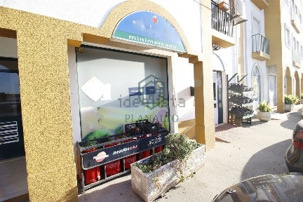 Espaço comercial à venda em Pegões
