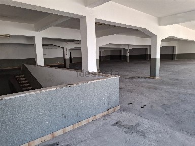 Armazém à venda na Cruz de Pau
