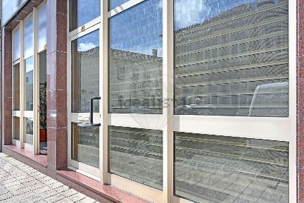 Espaço comercial à venda na Rua de Francos