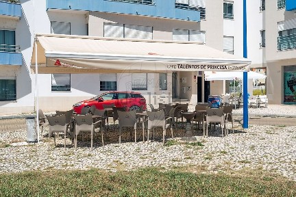 Espaço comercial à venda na Praça da Liberdade
