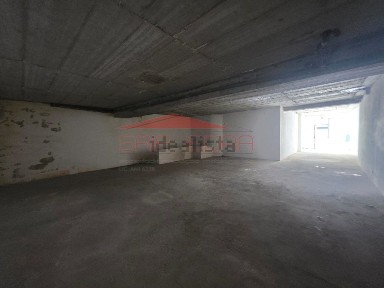 Espaço comercial à venda na Rua Doutor Manuel Pacheco Nobre
