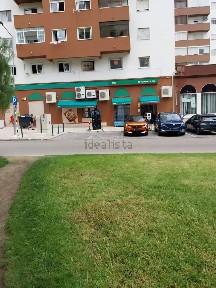 Espaço comercial à venda na Alameda 25 de Abril