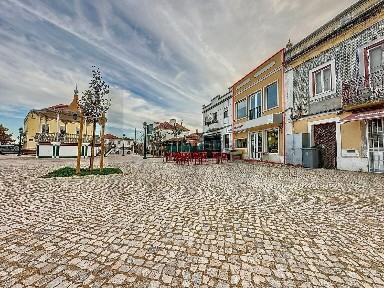 Amora, Centro, Praça 5 de Outubro s/n