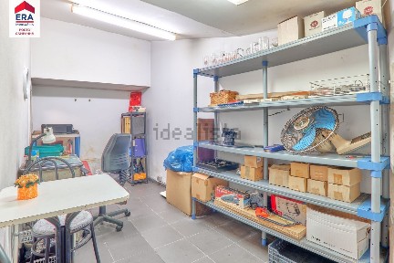 Espaço comercial à venda na Rua São Roque da Lameira