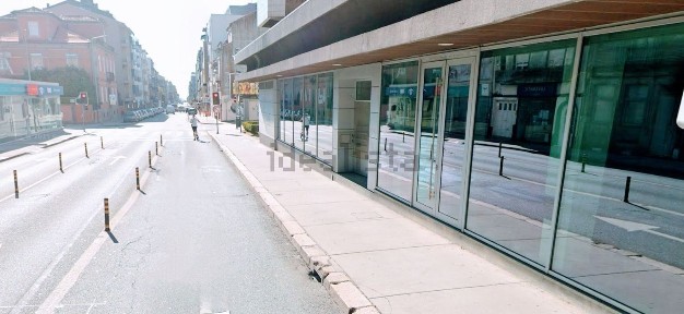 Espaço comercial à venda na Rua da Constituição