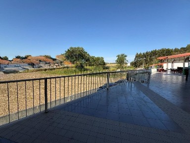 Espaço comercial à venda em Vilar de Pinheiro