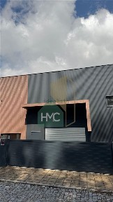 Armazém à venda na Avenida da Igreja, 182