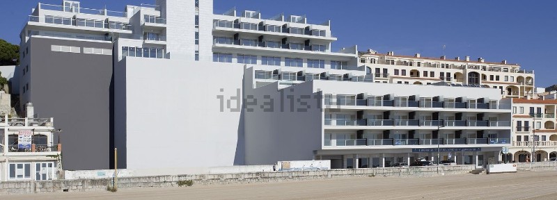 Espaço comercial à venda em Santiago (Sesimbra)