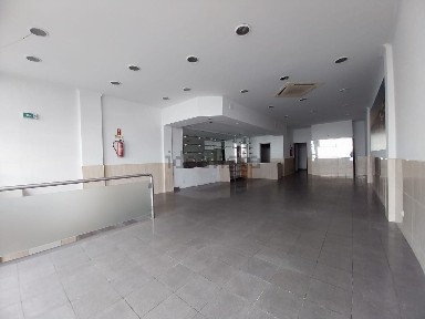 Espaço comercial à venda na Rua Fonte Velha