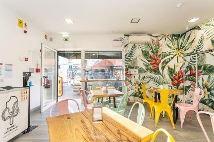Espaço comercial à venda na Avenida do Mar, 39