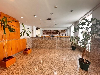 Espaço comercial à venda na Avenida Jaime Cortesão