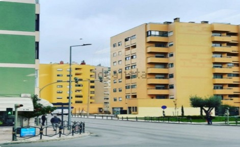 Espaço comercial à venda no Alto do Seixalinho