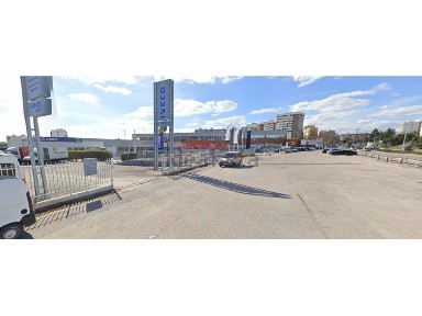 Espaço comercial com rentabilidade à venda na Avenida Álvaro Cunhal