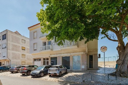 Espaço comercial à venda na Rua Alfredo Cunha s/n