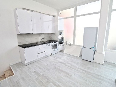 Espaço comercial à venda no Centro de Laranjeiro