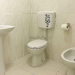 Espaço comercial à venda na Cova da Piedade
