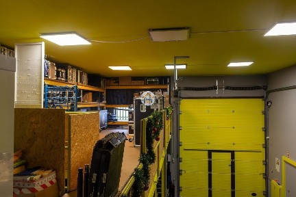 Armazém à venda na Rua Dom António Castro Meireles s/n