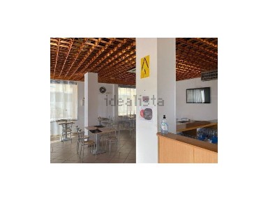 Espaço comercial à venda em Santo André (Santiago do Cacém)