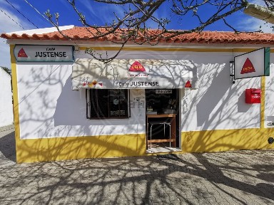 Espaço comercial à venda em Grândola e Santa Margarida da Serra