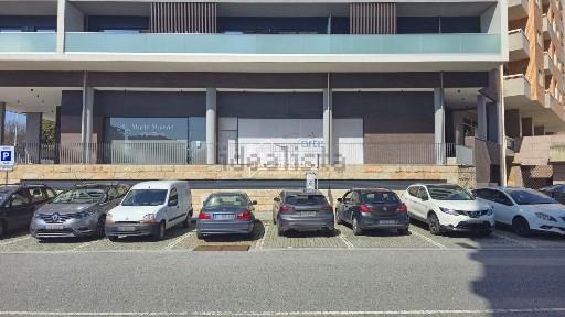 Espaço comercial à venda na Rua Joaquim Dias Almeida