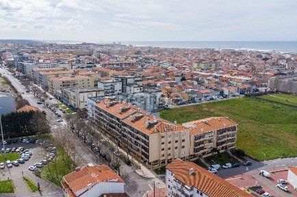 Espaço comercial à venda na Rua 5 de Outubro, 2447