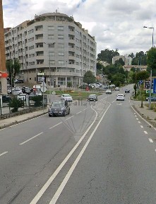 Espaço comercial à venda em Paredes