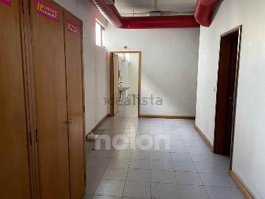 Espaço comercial à venda na Rua de 5 de Outubro, 302