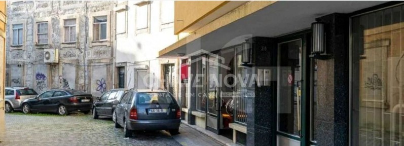 Espaço comercial à venda na Rua das Musas