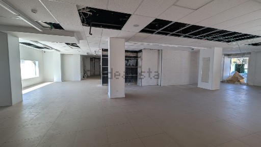 Espaço comercial à venda na Rua de Serpa Pinto, 397