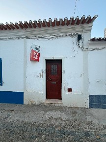 Moradia em banda à venda na Rua da Cruz Vermelha, 7