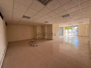 Espaço comercial à venda na Rua Augusto Simões, 768