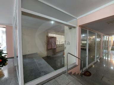 Espaço comercial à venda na Rua de Vila Amor, 70