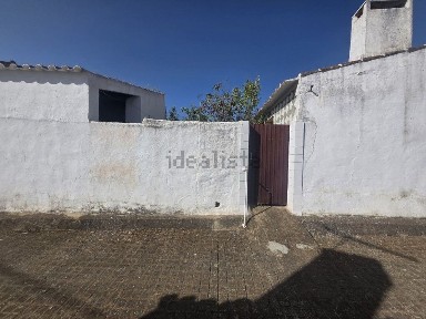 Moradia independente à venda em Campo