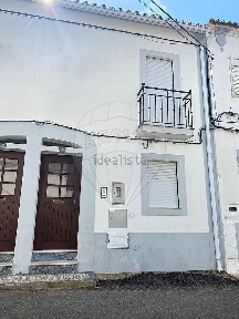 Moradia independente à venda na Avenida Doutor Marques Crespo