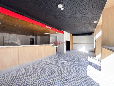 Espaço comercial à venda em Cedofeita