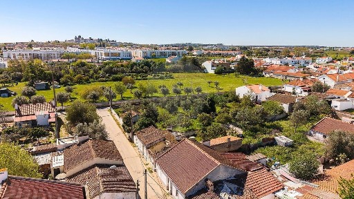 Évora