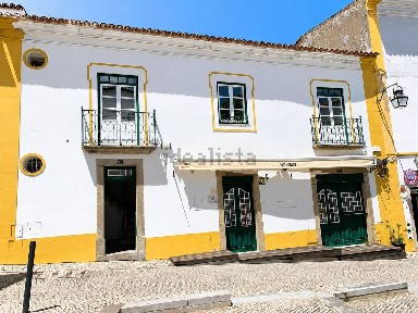 Moradia em banda à venda em São Mamede, Évora
