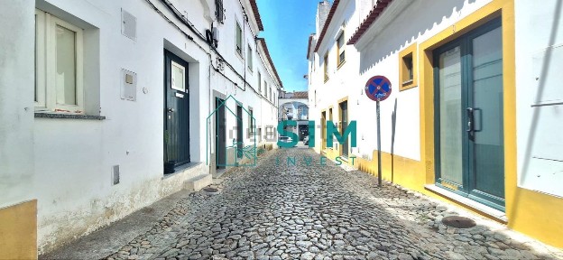 Évora