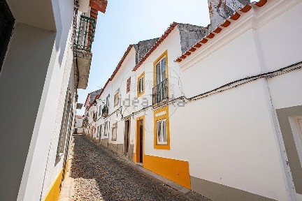 Évora, Rua dos Caldeireiros
