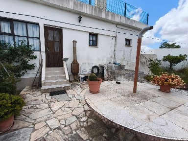 Moradia geminada à venda em Foros Velhos